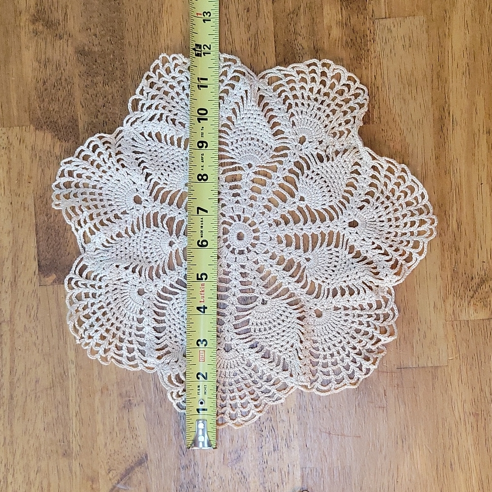 Set of 5 Hand Crocheted Doilies - Picture 4 of 7